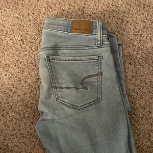 American eagle jeans 00 short. Excellent condition